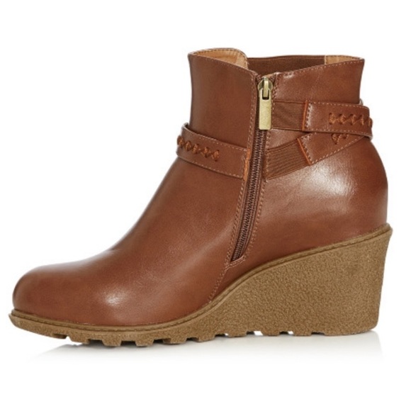 CLOUDWALKERS Alanna Wedge Bootie - 9W - Picture 2 of 4